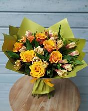 Букет цветов из:  Альстромерии и Розы #REPLACE_PRED# Старом Крыму