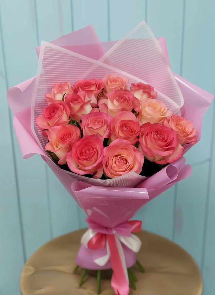 Букет 15 Розовых роз Равель в Старом Крыму