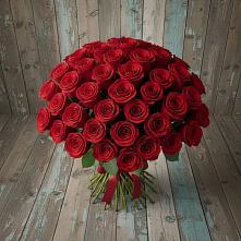Букет 55 Красных роз Фридом #REPLACE_PRED# Старом Крыму