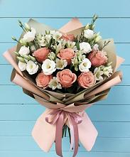 Букет цветов из:  Розы, Альстромерии и Лизиантусы #REPLACE_PRED# Старом Крыму