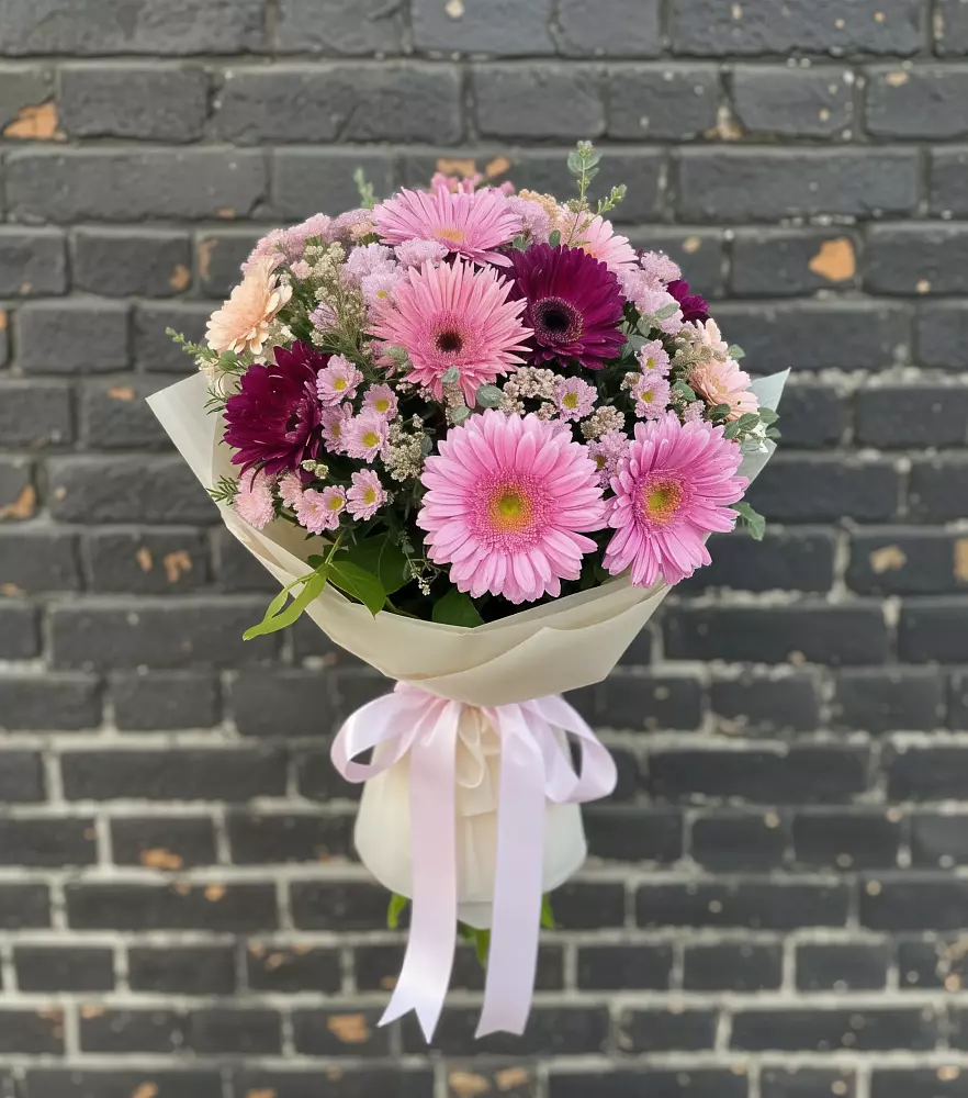 Букет цветов из: Герберы и Хризантемы в Старом Крыму