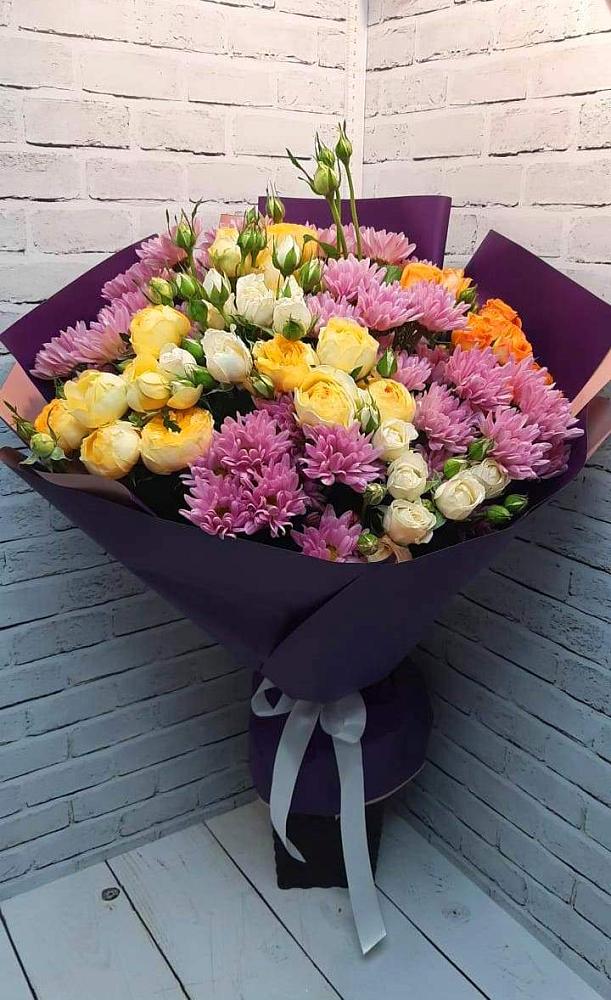 Букет цветов из: Хризантемы и Розы в Старом Крыму