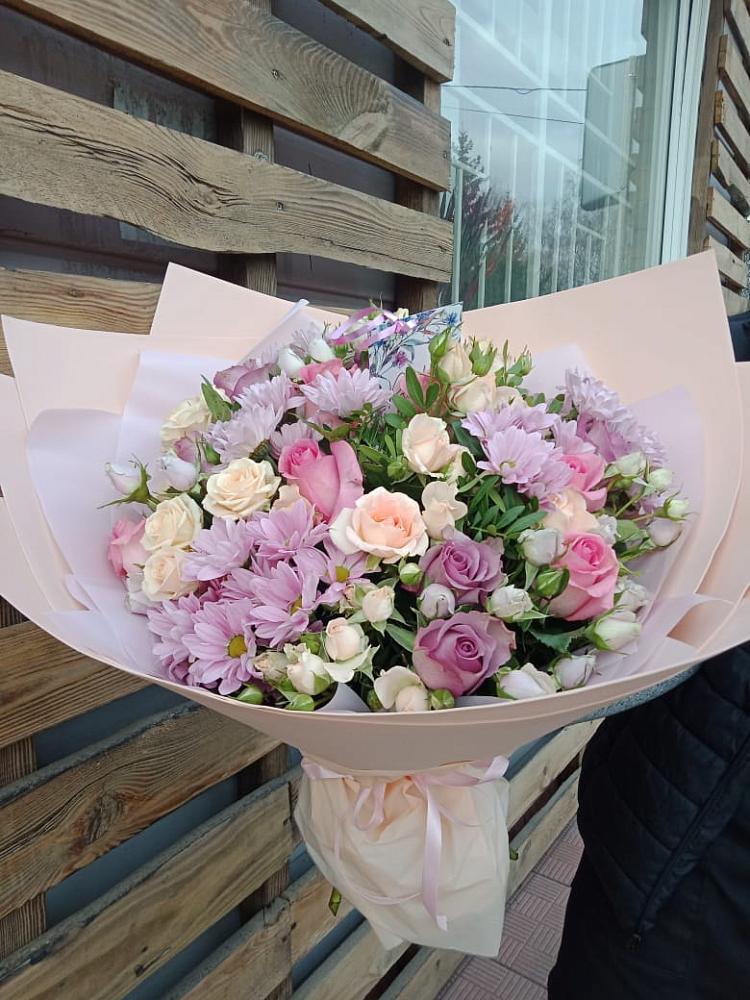 Букет цветов из: Розы и Хризантемы в Старом Крыму