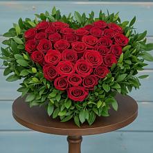 Цветочная композиция из Розы в виде сердца в Старом Крыму