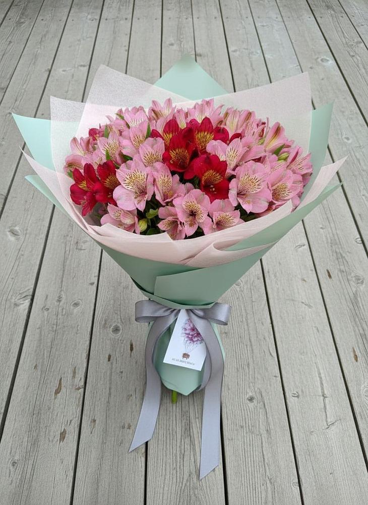 Букет цветов из: Альстромерии в Старом Крыму