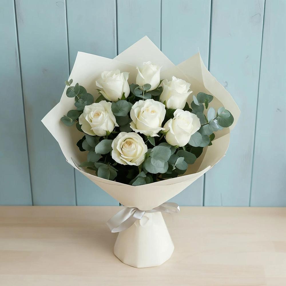 Букет Белые розы в Эвкалипте в Старом Крыму