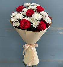 Букет цветов из:  Розы и Хризантемы в Старом Крыму