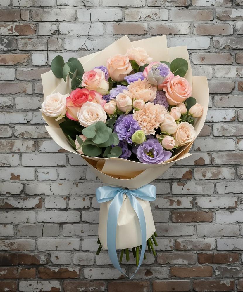 Букет цветов из: Розы, Лизиантусы и Гвоздики в Старом Крыму