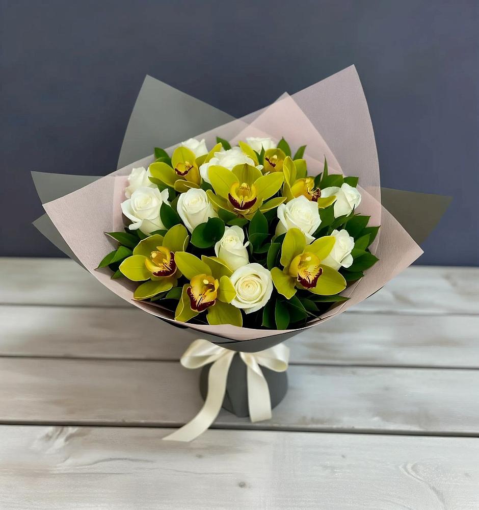 Букет цветов из: Орхидеи и Розы в Старом Крыму