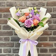 Букет цветов из:  Лизиантусы и Розы #REPLACE_PRED# Старом Крыму