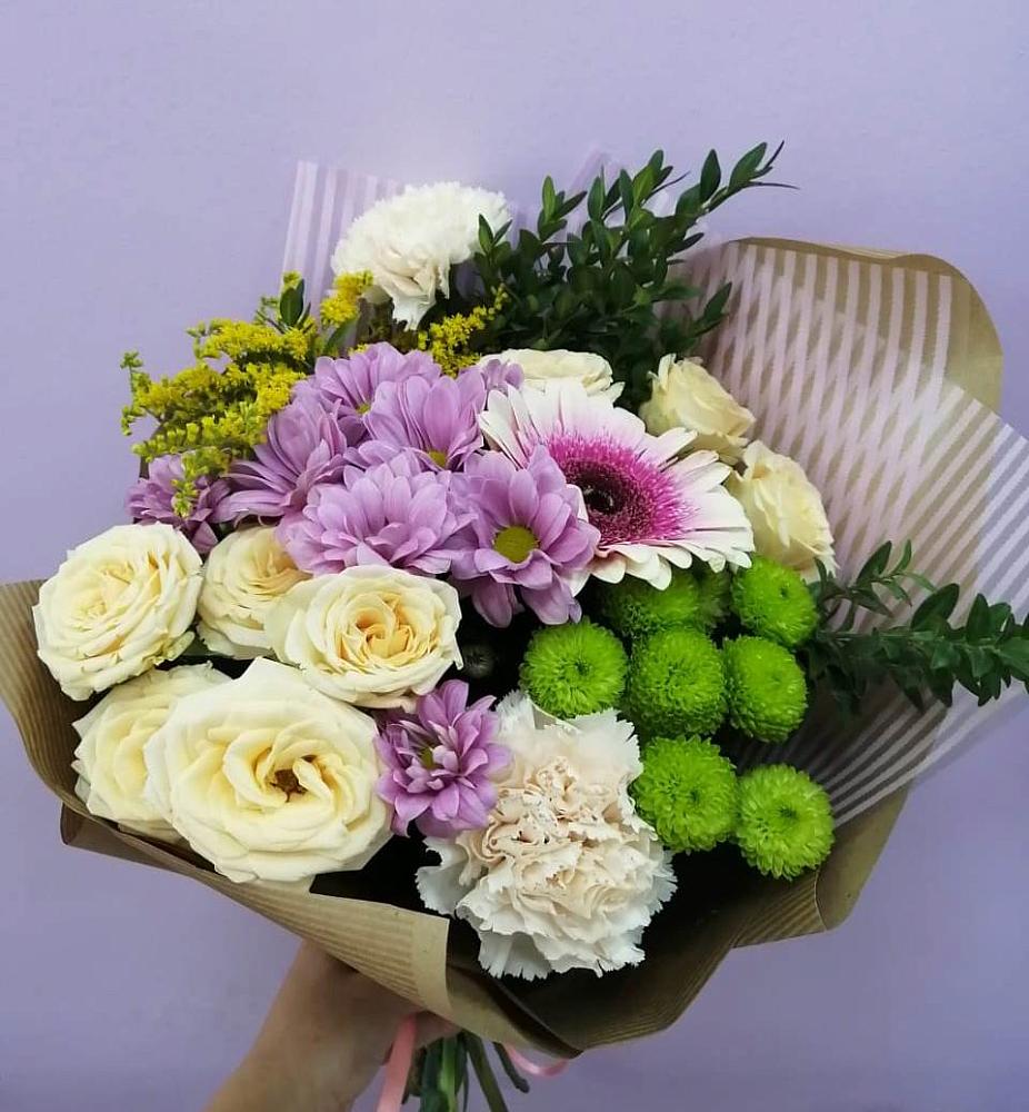 Букет цветов из: Хризантемы, Розы, Гвоздики и Герберы в Старом Крыму