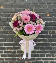 Букет цветов из:  Герберы и Хризантемы #REPLACE_PRED# Старом Крыму