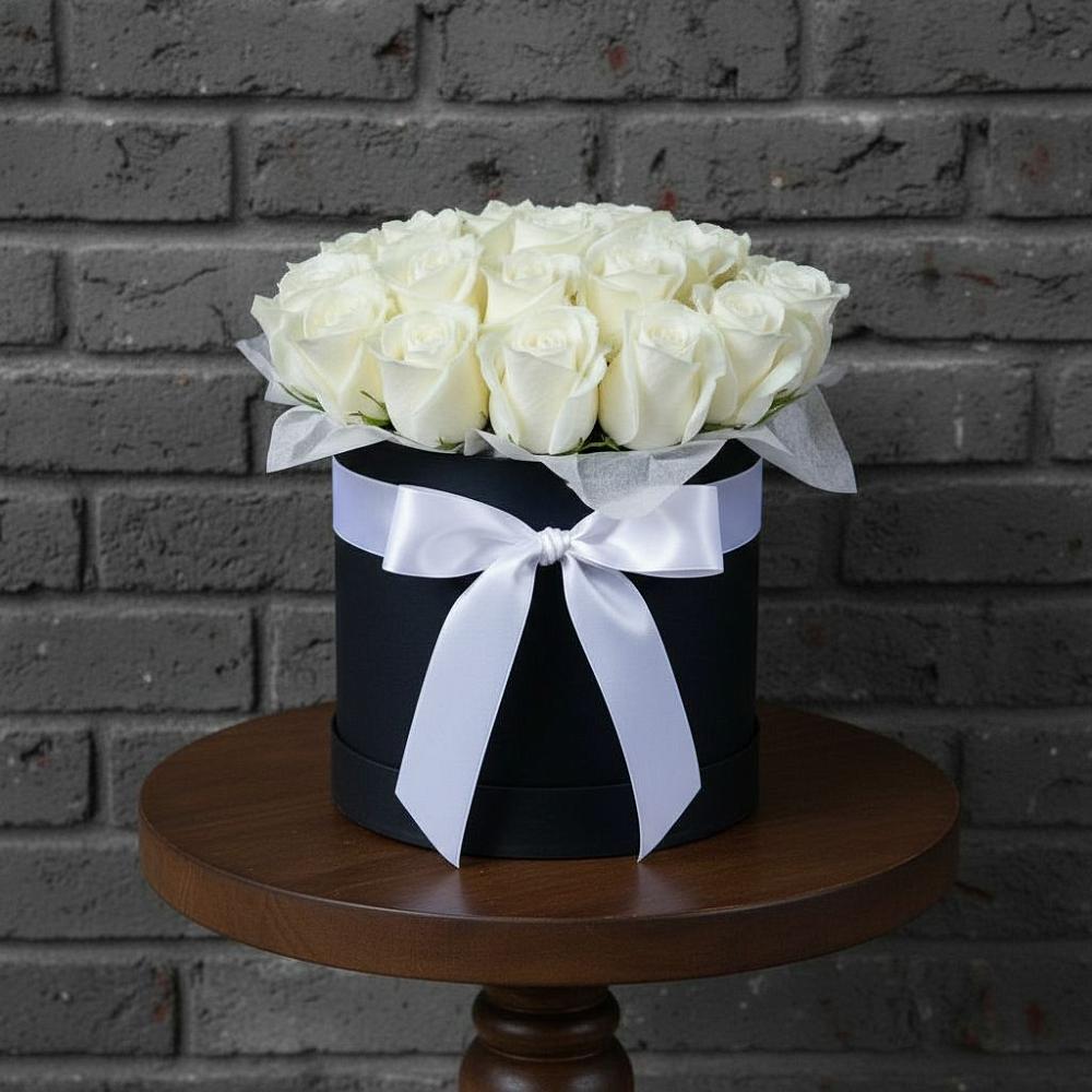 Цветочная композиция из Розы в шляпной коробке в Старом Крыму