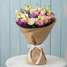 Букет цветов из:  Лизиантусы в Старом Крыму