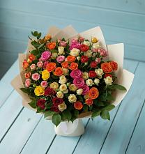 Букет Микс из разноцветных кустовых роз в Старом Крыму
