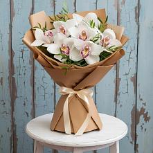 Букет цветов из:  Орхидеи и Розы #REPLACE_PRED# Старом Крыму