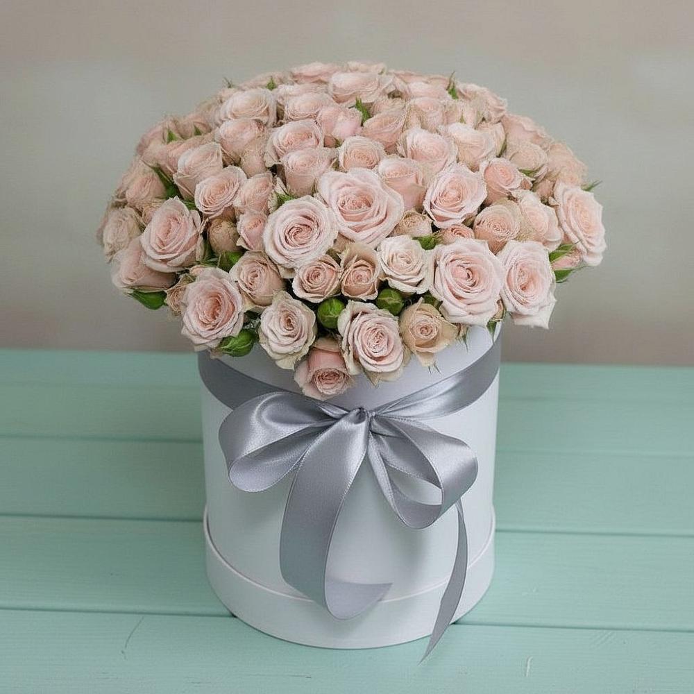 Цветочная композиция из Розы в шляпной коробке в Старом Крыму